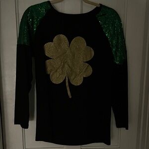 Samer flower )Black Shirt with Gold Shamrock size medium